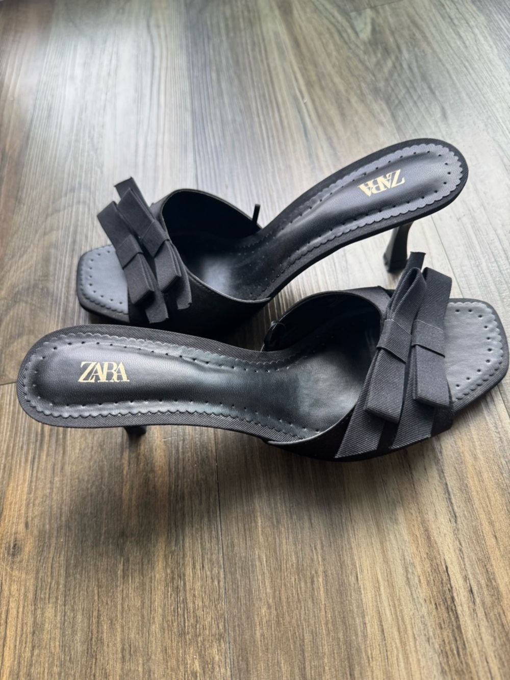 ZARA Black Bow Satin Mule Heels